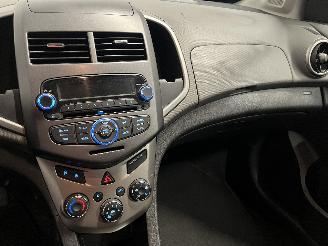 Chevrolet Aveo Aveo (300) Hatchback 1.2 16V (LDC) [63kW]  (03-2011/12-2015) picture 17