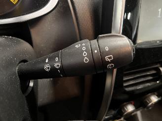 Renault Clio Clio IV Estate/Grandtour (7R) Combi 5-drs 1.5 Energy dCi 90 FAP (K9K-6=
08(K9K-B6)) [66kW]  (11-2012/08-2021) picture 20