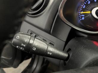 Renault Clio Clio IV Estate/Grandtour (7R) Combi 5-drs 1.5 Energy dCi 90 FAP (K9K-6=
08(K9K-B6)) [66kW]  (11-2012/08-2021) picture 19