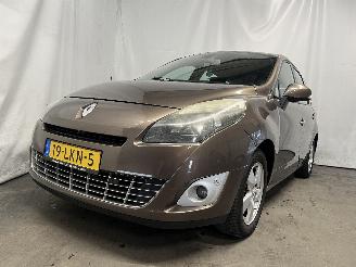 krockskadad bil auto Renault Scenic Grand Scénic III (JZ) MPV 1.4 16V TCe 130 (H4J-700(H4J-A7)) [96kW]  =
(02-2009/12-2016) 2010/5