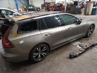 Volvo V-60 V60 II (ZW) Combi 2.0 D4 Polestar 16V (D4204T14P) [147kW]  (02-2018/12=
-2021) picture 3