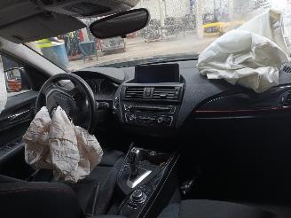 BMW 1-serie 1 serie (F20) Hatchback 5-drs 116i 1.6 16V (N13-B16A) [100kW]  (07-201=
1/02-2015) picture 5