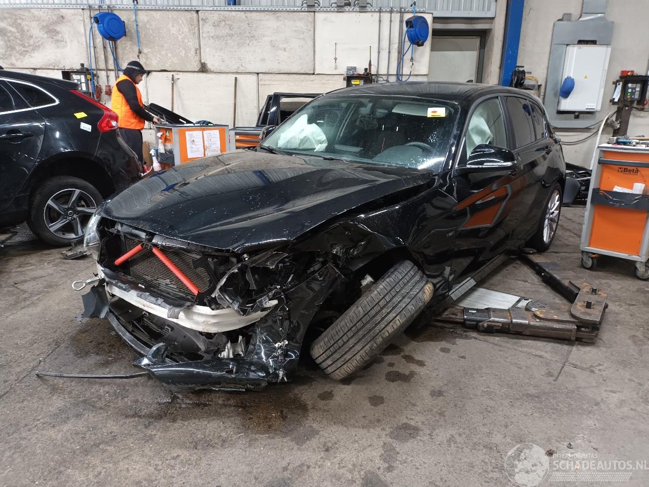 BMW 1-serie 1 serie (F20) Hatchback 5-drs 116i 1.6 16V (N13-B16A) [100kW]  (07-201=
1/02-2015)