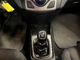 Hyundai I-30 i30 Crosswagon (WWH) Combi 1.4 CVVT 16V (G4FA) [80kW]  (11-2009/06-201=
2) picture 19