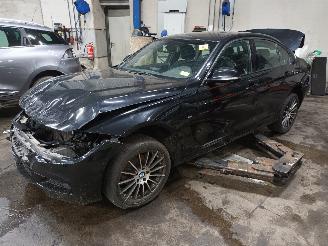 Vrakbiler auto BMW 3-serie 3 serie (F30) Sedan 316i 1.6 16V (N13-B16A) [100kW]  (07-2012/08-2016)= 2015/8