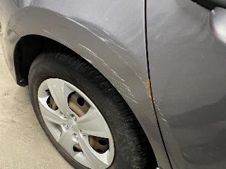 Hyundai I-30 i30 Crosswagon (WWH) Combi 1.4 CVVT 16V (G4FA) [80kW]  (11-2009/06-201=
2) picture 8