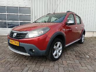 Dacia Sandero Sandero I (BS) Hatchback 1.6 (K7M-718) [64kW]  (06-2008/12-2012) picture 3