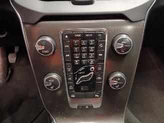 Volvo V-40 V40 (MV) Hatchback 5-drs 2.0 D2 16V (D4204T8(Euro 6b)) [88kW]  (02-201=
5/08-2019) picture 15