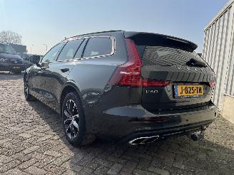 Volvo V-60 V60 II (ZW) Combi 2.0 B3 16V Mild Hybrid (B420T3(Euro6d)) [120kW]  (03=
-2020/...) picture 4