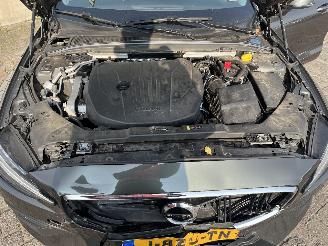 Volvo V-60 V60 II (ZW) Combi 2.0 B3 16V Mild Hybrid (B420T3(Euro6d)) [120kW]  (03=
-2020/...) picture 10