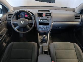 Volkswagen Golf Golf V (1K1) Hatchback 1.6 FSI 16V (BLF(Euro 4)) [85kW]  (10-2003/07-2=
008) picture 12