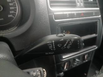 Volkswagen Polo Polo V (6R) Hatchback 1.2 TDI 12V BlueMotion (CFWA(Euro 5)) [55kW]  (1=
0-2009/05-2014) picture 15