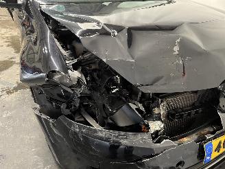 Volkswagen Golf Golf VI (5K1) Hatchback 1.6 TDI 16V (CAYC(Euro 5)) [77kW]  (02-2009/11=
-2012) picture 7