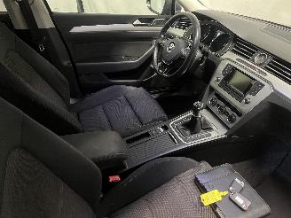 Volkswagen Passat Passat Variant (3G5) Combi 1.6 TDI 16V (DCXA) [88kW]  (08-2014/11-2020=
) picture 11