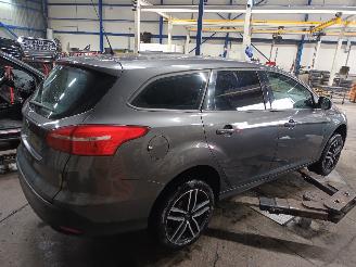 Ford Focus Focus 3 Wagon Combi 1.6 Ti-VCT 16V 105 (IQDB(Euro 5)) [77kW]  (07-2010=
/05-2018) picture 3