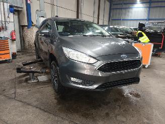 Ford Focus Focus 3 Wagon Combi 1.6 Ti-VCT 16V 105 (IQDB(Euro 5)) [77kW]  (07-2010=
/05-2018) picture 2