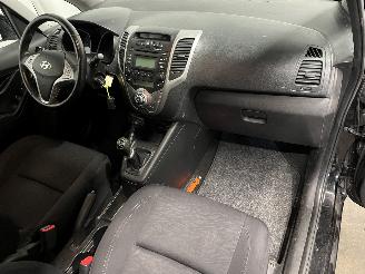 Hyundai Ix20 iX20 (JC) SUV 1.6i 16V (G4FC-G) [92kW]  (11-2010/07-2019) picture 9