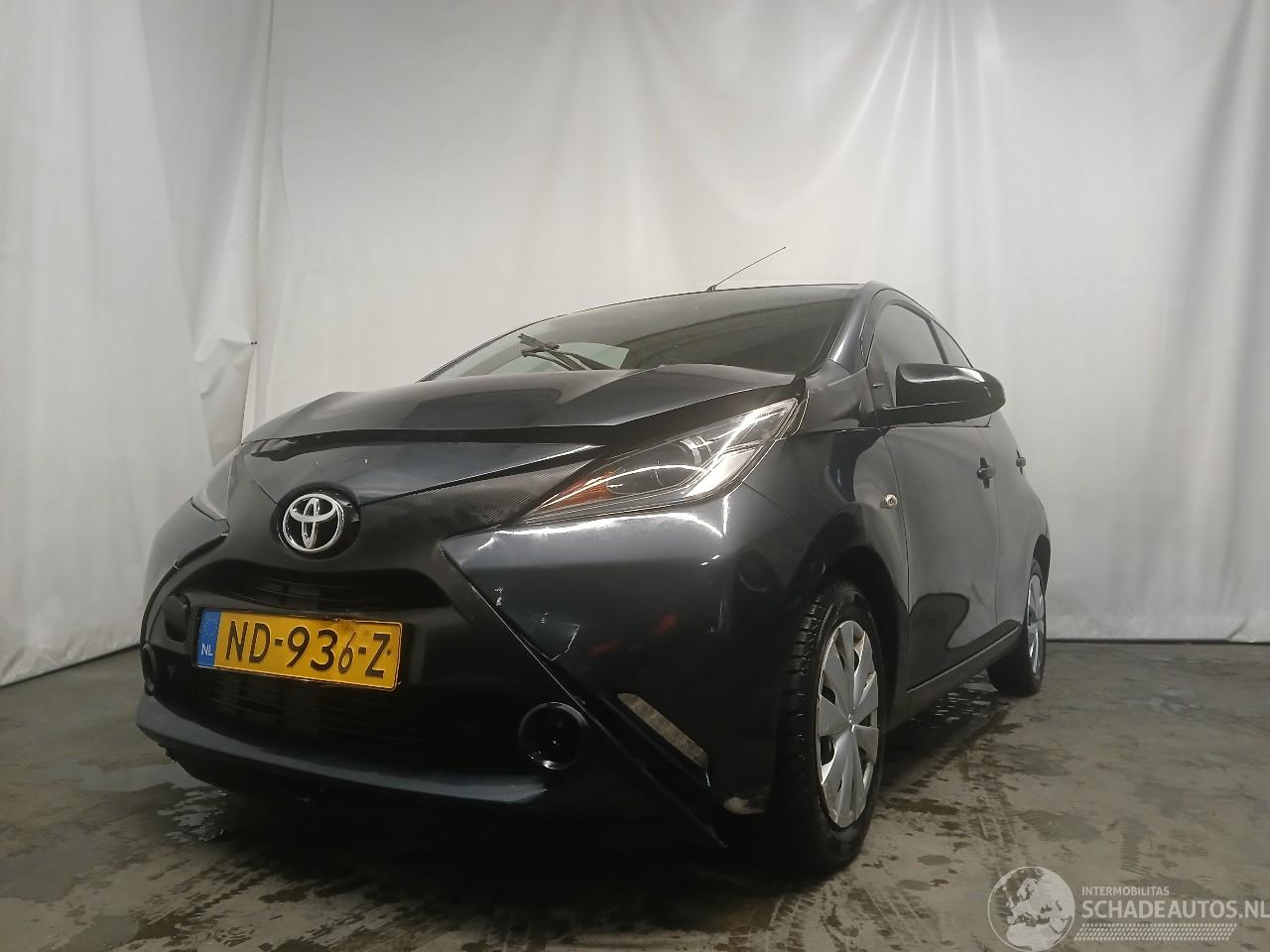 Toyota Aygo Aygo (B40) Hatchback 1.0 12V VVT-i (1KR-FE) [51kW]  (05-2014/06-2018)