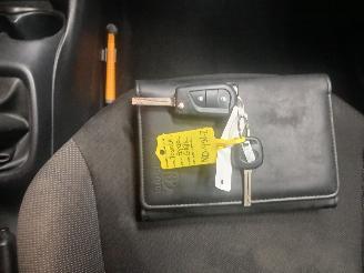 Toyota Aygo Aygo (B40) Hatchback 1.0 12V VVT-i (1KR-FE) [51kW]  (05-2014/06-2018) picture 20