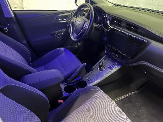 Toyota Auris Auris Touring Sports (E18) Combi 1.8 16V Hybrid (2ZRFXE) [100kW]  (07-=
2013/12-2018) picture 13