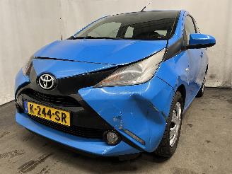 skadebil auto Toyota Aygo Aygo (B40) Hatchback 1.0 12V VVT-i (1KR-FE) [51kW]  (05-2014/06-2018) 2018/6