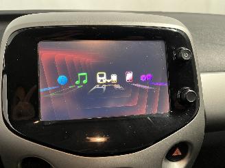 Toyota Aygo Aygo (B40) Hatchback 1.0 12V VVT-i (1KR-FE) [51kW]  (05-2014/06-2018) picture 25