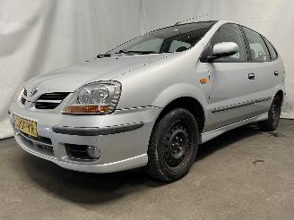 Nissan Almera Almera Tino (V10M) MPV 1.8 16V (QG18DE) [85kW]  (12-2002/02-2006) picture 3