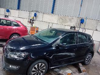 Uttjänta bilar auto Volkswagen Polo Polo V (6R) Hatchback 1.2 TDI 12V BlueMotion (CFWA(Euro 5)) [55kW]  (1=
0-2009/05-2014) 2013/12