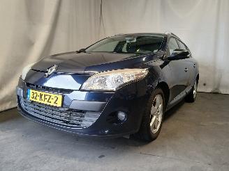 škoda osobní automobily Renault Mégane Megane III Grandtour (KZ) Combi 5-drs 1.4 16V TCe 130 (H4J-700(H4J-A7)=
) [96kW]  (05-2009/02-2016) 2009/11