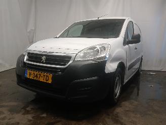 skadebil auto Peugeot Partner Partner (GC/GF/GG/GJ/GK) Van 1.6 HDI, BlueHDI 75 (DV6FE(BHW)) [55kW]  =
(07-2011/12-2018) 2018/11
