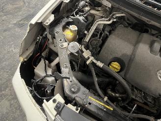 Nissan X-Trail X-Trail (T31) SUV 2.0 XE,SE,LE dCi 16V 4x4 (M9R) [110kW]  (06-2007/11-=
2013) picture 17