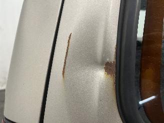 Suzuki Jimny Jimny Hardtop Terreinwagen 1.3i 16V 4x4 (M13A) [60kW]  (02-2001/12-201=
8) picture 11