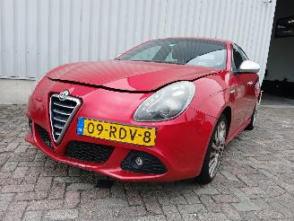 skadebil auto Alfa Romeo Giulietta Giulietta (940) Hatchback 1.4 TB 16V MultiAir (940.A.2000) [125kW]  (0=
4-2010/10-2018) 2011/5