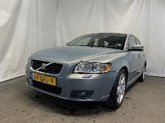Damaged car Volvo V-50 V50 (MW) Combi 1.8 16V (B4184S11) [92kW]  (04-2004/12-2010) 2008/6