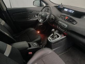 Renault Scenic Grand Scénic III (JZ) MPV 1.6 dCi (R9M-402(R9M-A4)) [96kW]  (04-2011=
/12-2016) picture 9