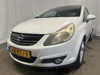 skadebil auto Opel Corsa Corsa D Hatchback 1.4 16V Twinport (A14XER(Euro 5)) [74kW]  (12-2009/0=
8-2014) 2010/2