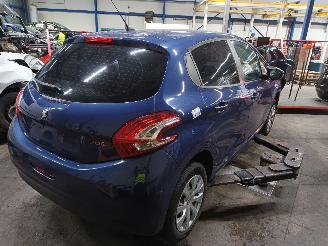Peugeot 208 208 I (CA/CC/CK/CL) Hatchback 1.2 Vti 12V PureTech 82 (EB2F(HMZ)) [60k=
W]  (03-2012/12-2019) picture 3