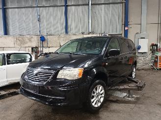 rozbiórka samochody osobowe Lancia Voyager Voyager (RT) MPV 2.8 CRD 16V (ENS) [120kW]  (09-2011/12-2014) 2012/4