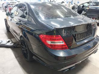 Mercedes C-klasse C (W204) Sedan 6.2 C-63 AMG V8 32V (M156.985(Euro 5)) [336kW]  (02-200=
8/01-2014) picture 4