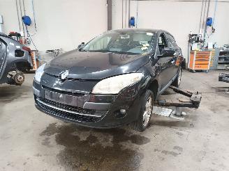 Salvage car Renault Mégane Megane III Berline (BZ) Hatchback 5-drs 1.4 16V TCe 130 (H4J-700(H4J-A=
7)) [96kW]  (04-2009/02-2016) 2010/2