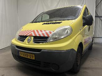 Damaged car Renault Trafic Trafic New (FL) Van 2.0 dCi 16V 90 (M9R-786) [66kW]  (08-2006/06-2014)= 2011/9