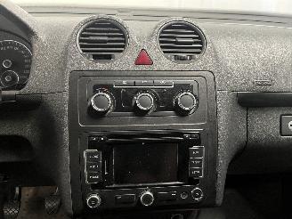 Volkswagen Caddy Caddy III (2KA,2KH,2CA,2CH) Van 1.6 TDI 16V (CAYE) [55kW]  (08-2010/05=
-2015) picture 24