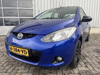 krockskadad bil auto Mazda 2 2 (DE) Hatchback 1.3 16V S-VT High Power (ZJ46) [63kW]  (10-2007/06-20=
15) 2009/11