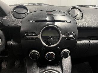 Mazda 2 2 (DE) Hatchback 1.3 16V S-VT High Power (ZJ46) [63kW]  (10-2007/06-20=
15) picture 24