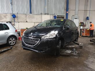 Uttjänta bilar auto Peugeot 208 208 I (CA/CC/CK/CL) Hatchback 1.0 Vti 12V PureTech (EB0(ZMZ)) [50kW]  =
(03-2012/12-2019) 2013/6