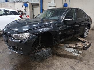 Uttjänta bilar auto BMW 3-serie 3 serie (F30) Sedan 316i 1.6 16V (N13-B16A) [100kW]  (07-2012/08-2016)= 2013/7
