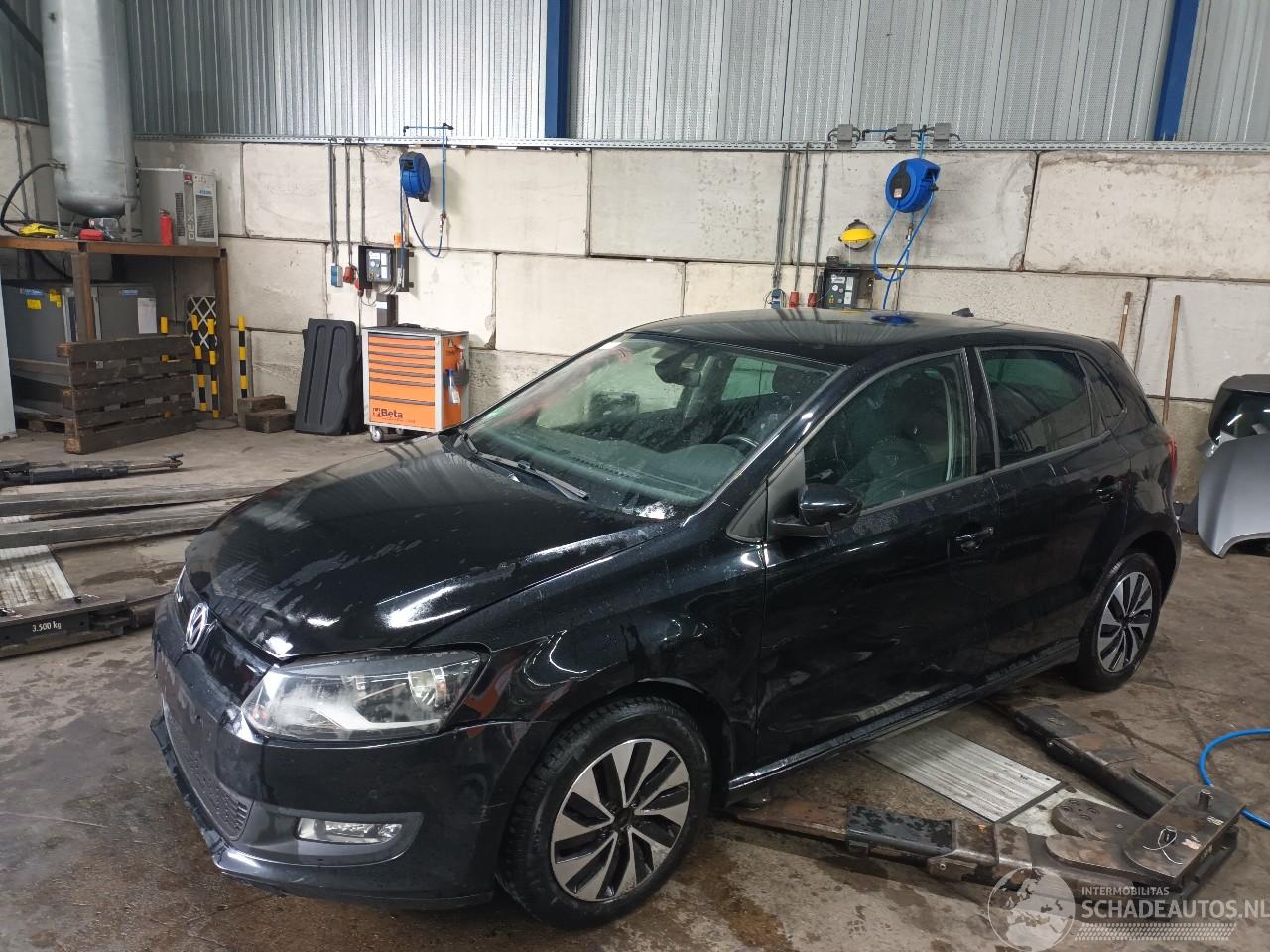 Volkswagen Polo Polo V (6R) Hatchback 1.4 TDI (CUSA(Euro 6)) [55kW]  (03-2014/10-2017)=