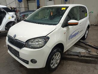 Salvage car Skoda Citigo Citigo Hatchback 1.0 12V (CHYA) [44kW]  (10-2011/08-2019) 2016/7