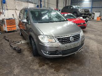 Volkswagen Touran Touran (1T1/T2) MPV 1.4 16V TSI 140 (BMY) [103kW]  (02-2006/05-2010) picture 2