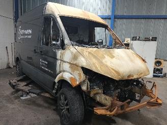 Volkswagen Crafter Crafter (SY) Van 2.0 TDI FWD (DMZB) [130kW]  (09-2016/...) picture 2